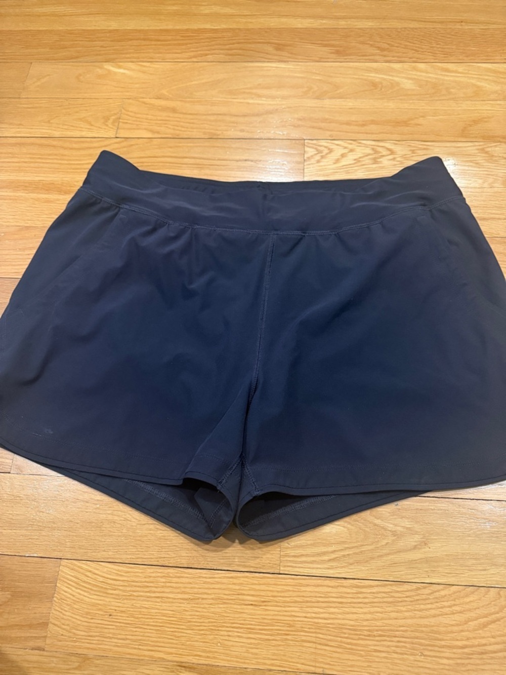 Lands’End women’s black swim shorts size 16 .